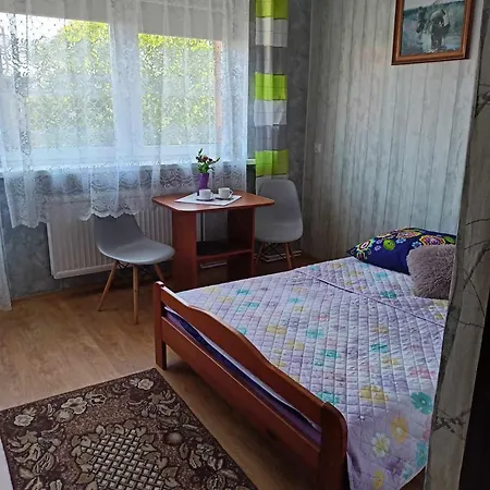 Wynajem Pokoi Jaroslaw Homestay *